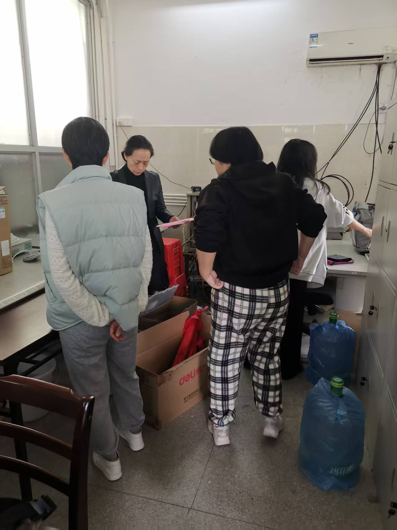 图1.jpg